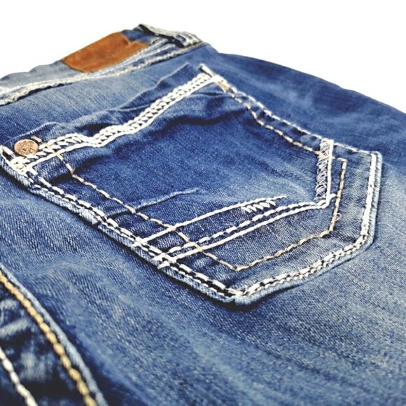 BKE Harper EUC Women's 6 Curvy Embroidered Hand Sanded and  BPL1107 Crop Jeans - Picture 13 of 15